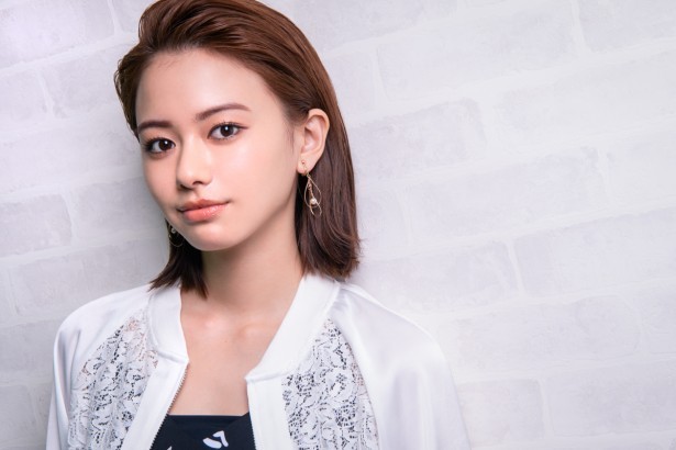 山本舞香と二階堂ふみが姉妹のように似てる！角度別で画像を比較