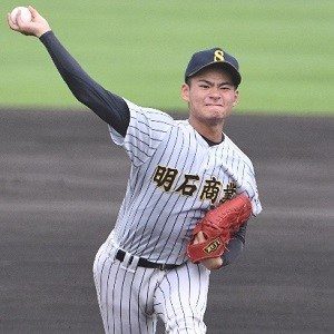 中森俊介(明石商業)の球速や球種は？ドラフト進路予想や評価も！